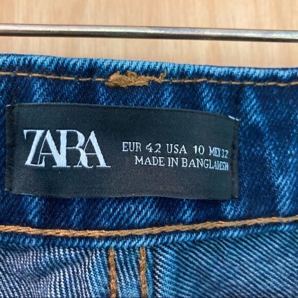 ZARA Sz 10  Mom Style High Rise Tapered Leg Dark Wash Jeans - Picture 3 of 6